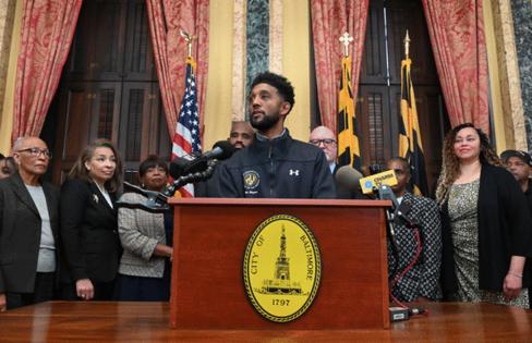 Lloyd Fox/Baltimore Sun/TNS