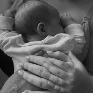 Bang Showbiz / Perrie Edwards has given birth to a daughter ©@ perrieedwards/ Instagram.