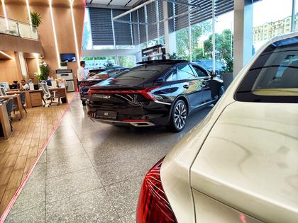 Like the purchase of a home, a car is not just about the transaction price but also includes the ongoing operating costs, writes Jill Schlesinger. (Krivosheina Elena/Dreamstime/Tribune Content Agency)