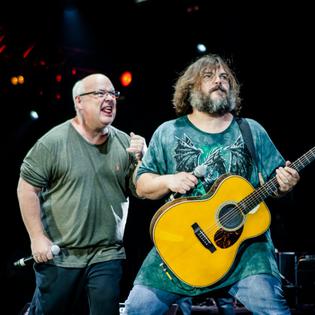 Bang Showbiz / Tenacious D stars Kyle Gass and Jack Black