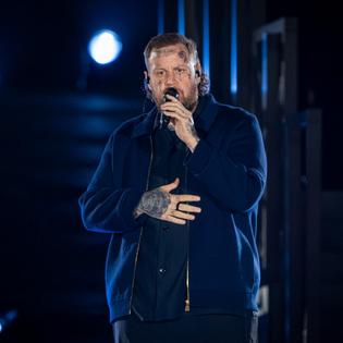 Bang Showbiz / Jelly Roll was' on the brink of death' before his weight loss.