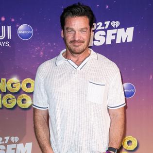 Bang Showbiz / Bart Johnson played Coach Jack Bolton in High School Musical.