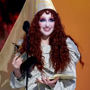 Bang Showbiz / Chappell Roan to be celebrated at Resonator Awards