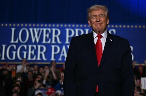President Donald Trump arrives to deliver remarks on the economy in Clive, Iowa, on Jan. 27, 2026. (Brendan Smialowski/AFP via Getty Images/TCA)