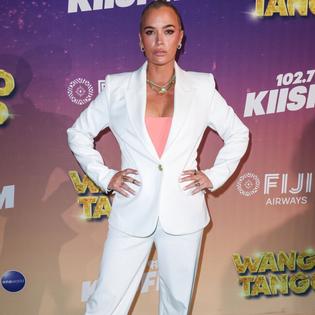 Bang Showbiz / Teddi Mellencamp has clarified her dad's comments.