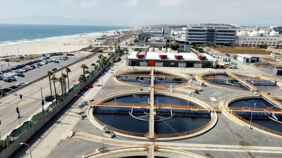 The Hyperion Water Reclamation Plant in Los Angeles handles a massive amount of sewage and wastewater.  Dean Musgrove/MediaNews Group/Los Angeles Daily News via Getty Images