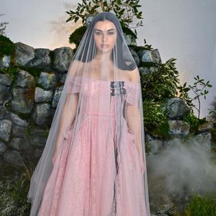 Bang Showbiz / Charli XCX stars in the new movie