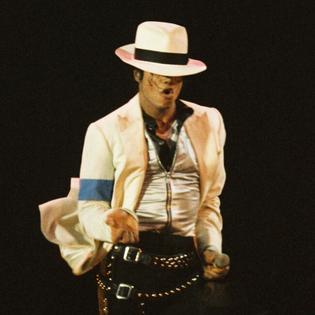 Bang Showbiz / Michael Jackson's former bodyguard thinks he was destoyed by damaging individuals within his inner circle