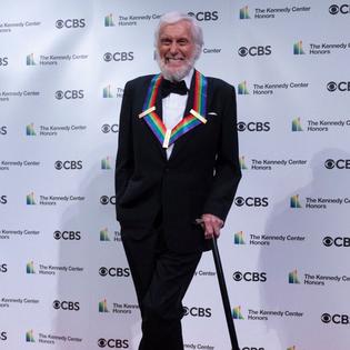 Bang Showbiz / Dick Van Dyke was wrongly announced as dead instead of James Van Der Beek