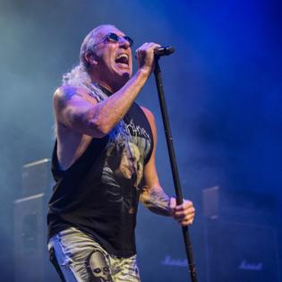 Bang Showbiz / Dee Snider has insisted he's not dying.