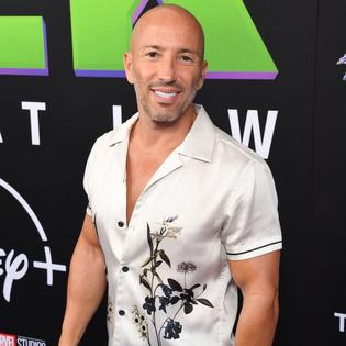 Bang Showbiz / Jason Oppenheim has announced his break-up