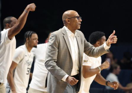 Stephen M. Dowell/Orlando Sentinel/TNS