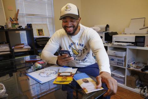 Alejandro A Alvarez/The Philadelphia Inquirer/TNS