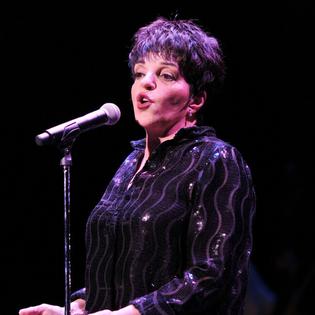 Bang Showbiz / Liza Minnelli hasn't given up on love
