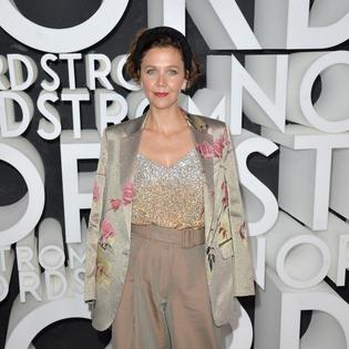 Bang Showbiz / Maggie Gyllenhaal: Consent is the 'major issue' of The Bride