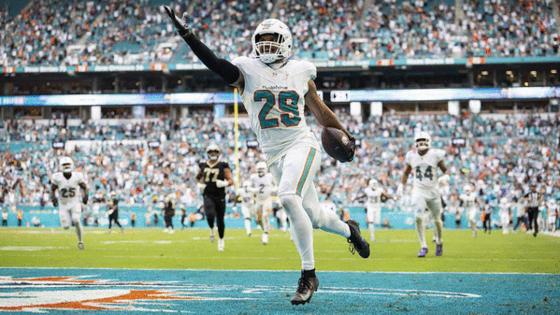 Photo by Matias J. Ocner/Miami Herald/TNS