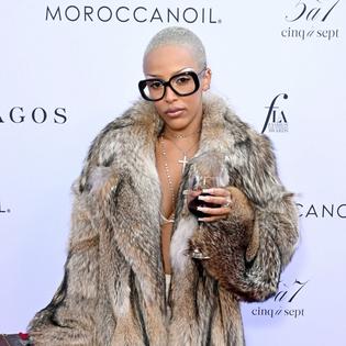 Bang Showbiz / Doja Cat has been struggling with BPD