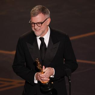 Bang Showbiz / Paul Thomas Anderson won his first Oscar
