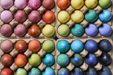 It’s easy to make your own natural Easter egg dye. (Vicky Wasik/TCA)