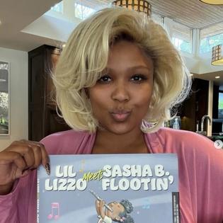 Bang Showbiz / Lizzo announcing her children's book on Instagram