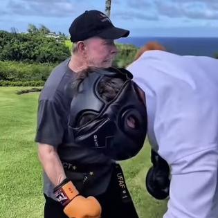 Bang Showbiz / Chuck Norris' final social post / Credit: Instagram