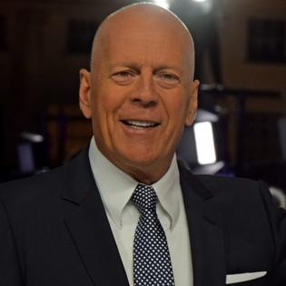 Bang Showbiz / Bruce Willis' mother has been hailed an' icon'.