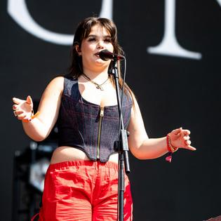 Bang Showbiz / Lola Young is in recovery