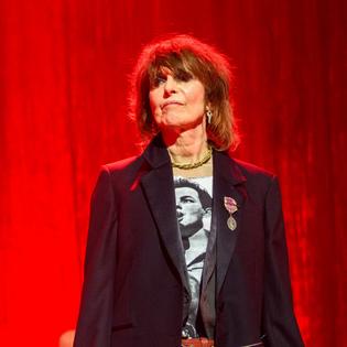 Bang Showbiz / Chrissie Hynde may quit touring for good