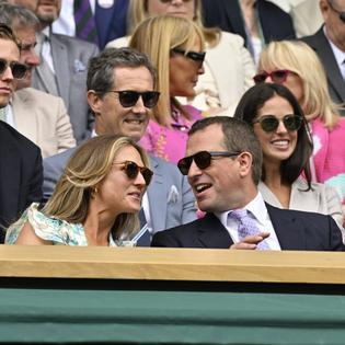 Bang Showbiz / Harriet Sperling and Peter Phillips have confirmed their wedding date