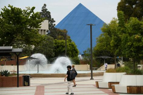 PATRICK T. FALLON/AFP/Getty Images North America/TNS