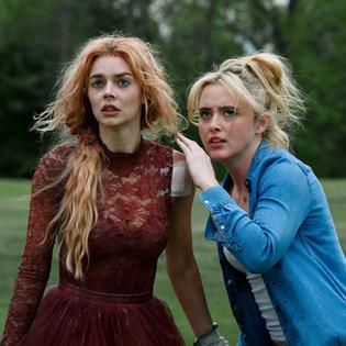 Bang Showbiz / Samara Weaving and Kathryn Newton in Ready or Not 2: Here I Come
