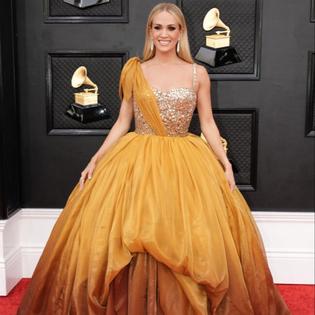 Bang Showbiz / Carrie Underwood's faith keeps her grounded