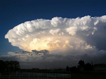 Massive thunderstorms called supercells can form when the right weather ingredients come together.
Greg Lundeen/NOAA