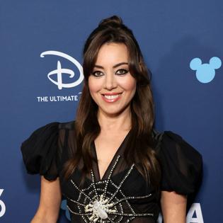 Bang Showbiz / Aubrey Plaza is pregnant