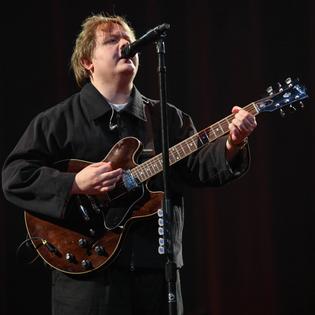 Bang Showbiz / Lewis Capaldi has joked about being mistaken for Lewis Hamilton after a social media mix-up during Coachella