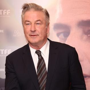 Bang Showbiz / Alec Baldwin wants to 'retire'
