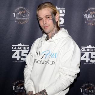 Bang Showbiz / Aaron Carter's mother is trying to get him a star on the Hollywood Walk of Fame