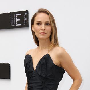 Bang Showbiz / Natalie Portman is expecting another child