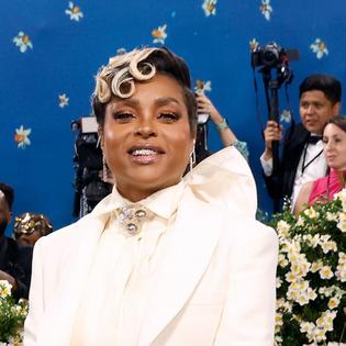 Bang Showbiz / Taraji P. Henson on Hollywood injustice.