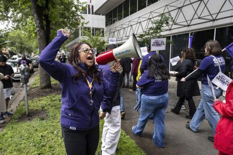 Hector Amezcua/The Sacramento Bee/TNS