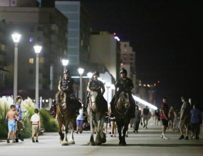 Trent Sprague/The Virginian-Pilot/TNS