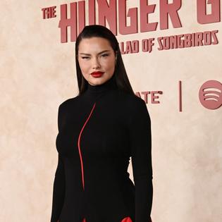 Bang Showbiz / Adriana Lima is happy for her kids to follow her into showbusiness