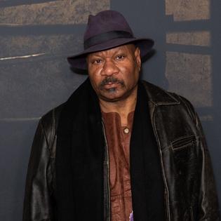 Bang Showbiz / Ving Rhames collapsed in a restaurant
