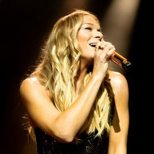 Bang Showbiz / LeAnn Rimes has cancelled more shows