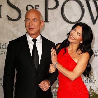 Bang Showbiz / Jeff Bezos and Lauren Sánchez Bezos have emerged as central figures at this year's Met Gala after it was revealed the couple paid at least $10 million to sponsor the event, intensifying scrutiny around wealth, influence and access within the fashion world