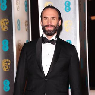Bang Showbiz / Joseph Fiennes has slammed social media