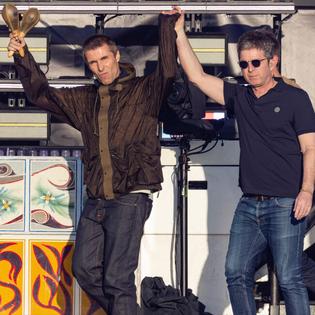 Bang Showbiz / The Wiggles aren't quite sure who Oasis are