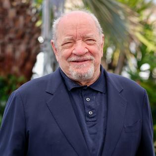 Bang Showbiz / Paul Schrader 'procures online AI girlfriend'