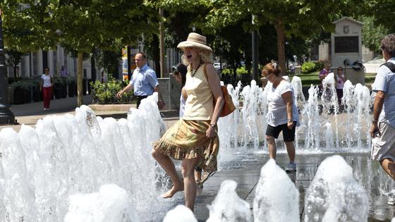 Europe is getting hotter and hotter — meaning travelers need to find ways to stay cool on the road. (Dominic Arizona Bonuccelli, Rick Steves' Europe)