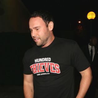 Bang Showbiz / Scooter Braun is open to helping Kanye West